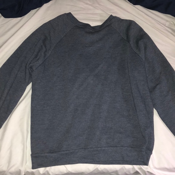 Yale Pullover - Picture 3 of 3